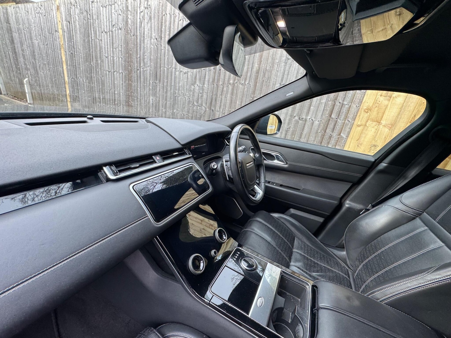 Used Land Rover Range Rover Velar 2018 for sale - 77597648: Photo 17