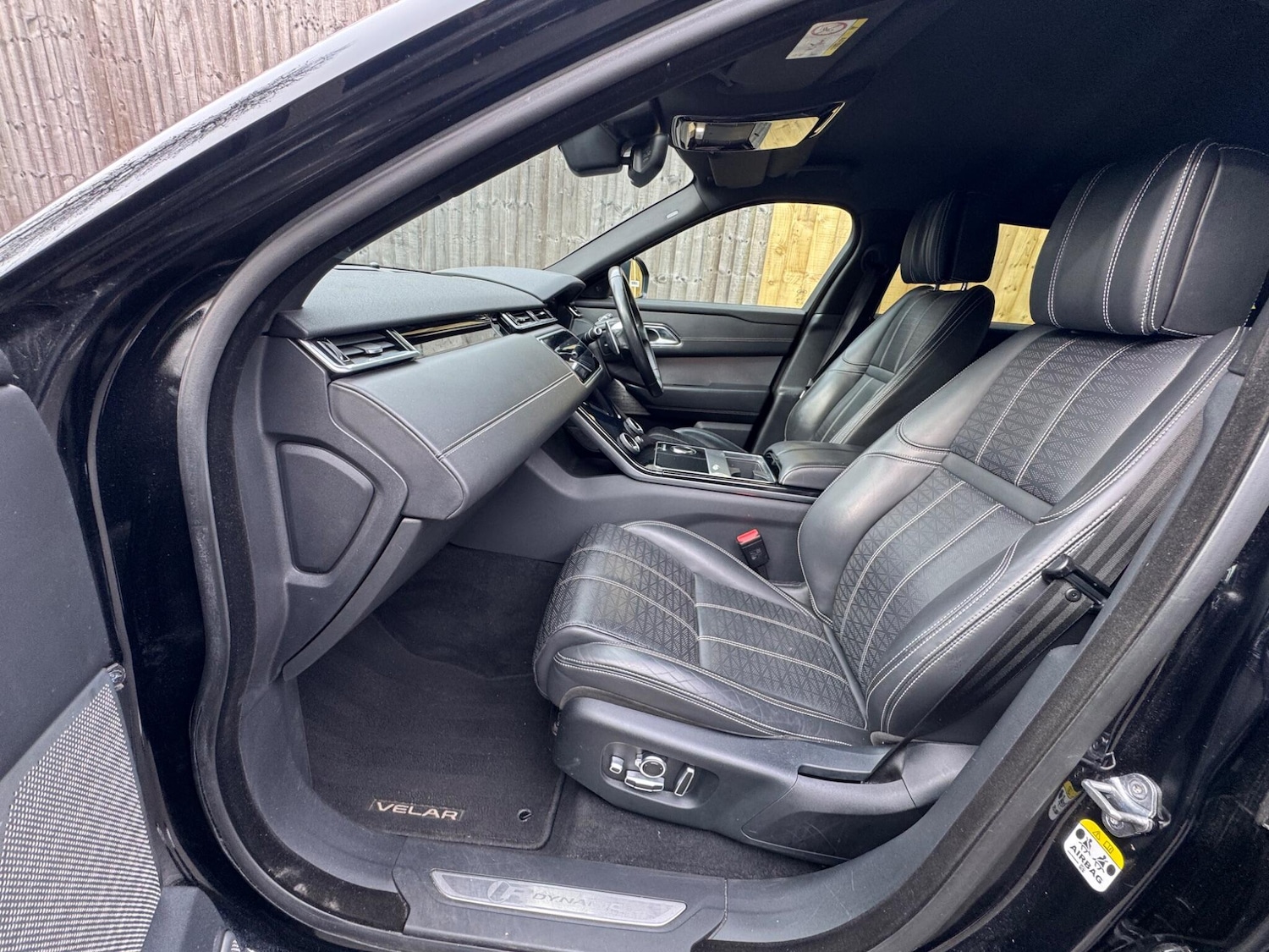 Used Land Rover Range Rover Velar 2018 for sale - 77597648: Photo 18