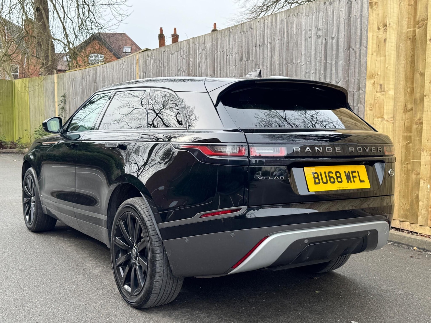Used Land Rover Range Rover Velar 2018 for sale - 77597648: Photo 3