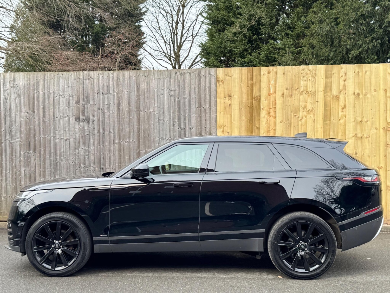 Used Land Rover Range Rover Velar 2018 for sale - 77597648: Photo 4