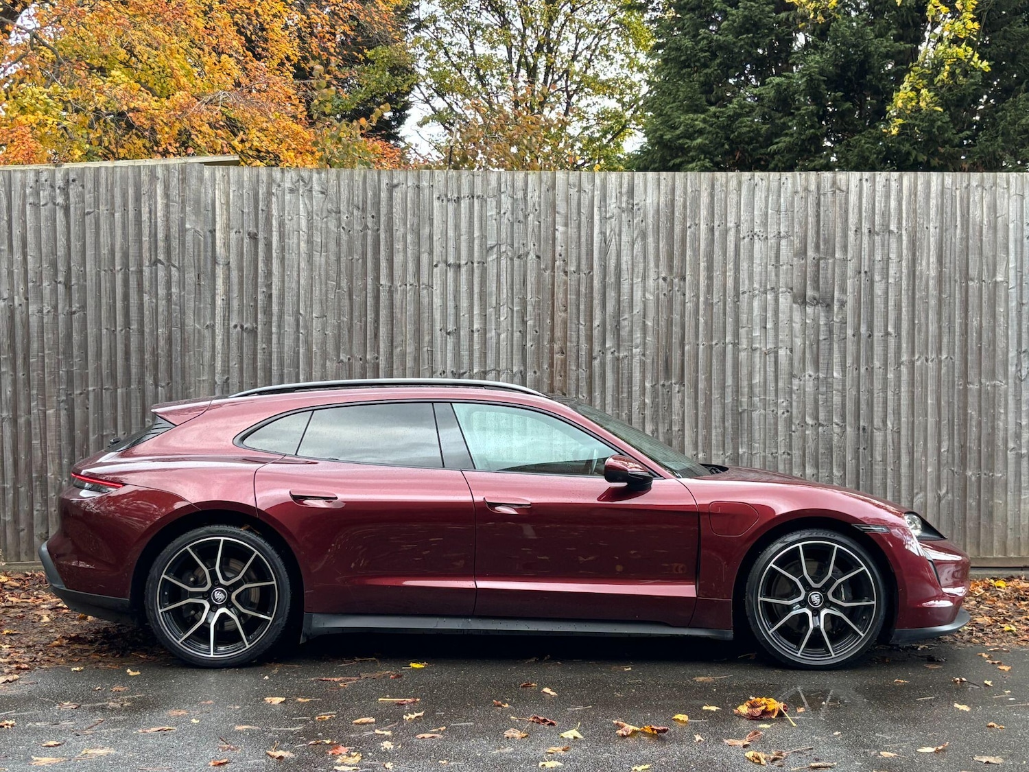 Used Porsche Taycan 2023 for sale - 76997627: Photo 6