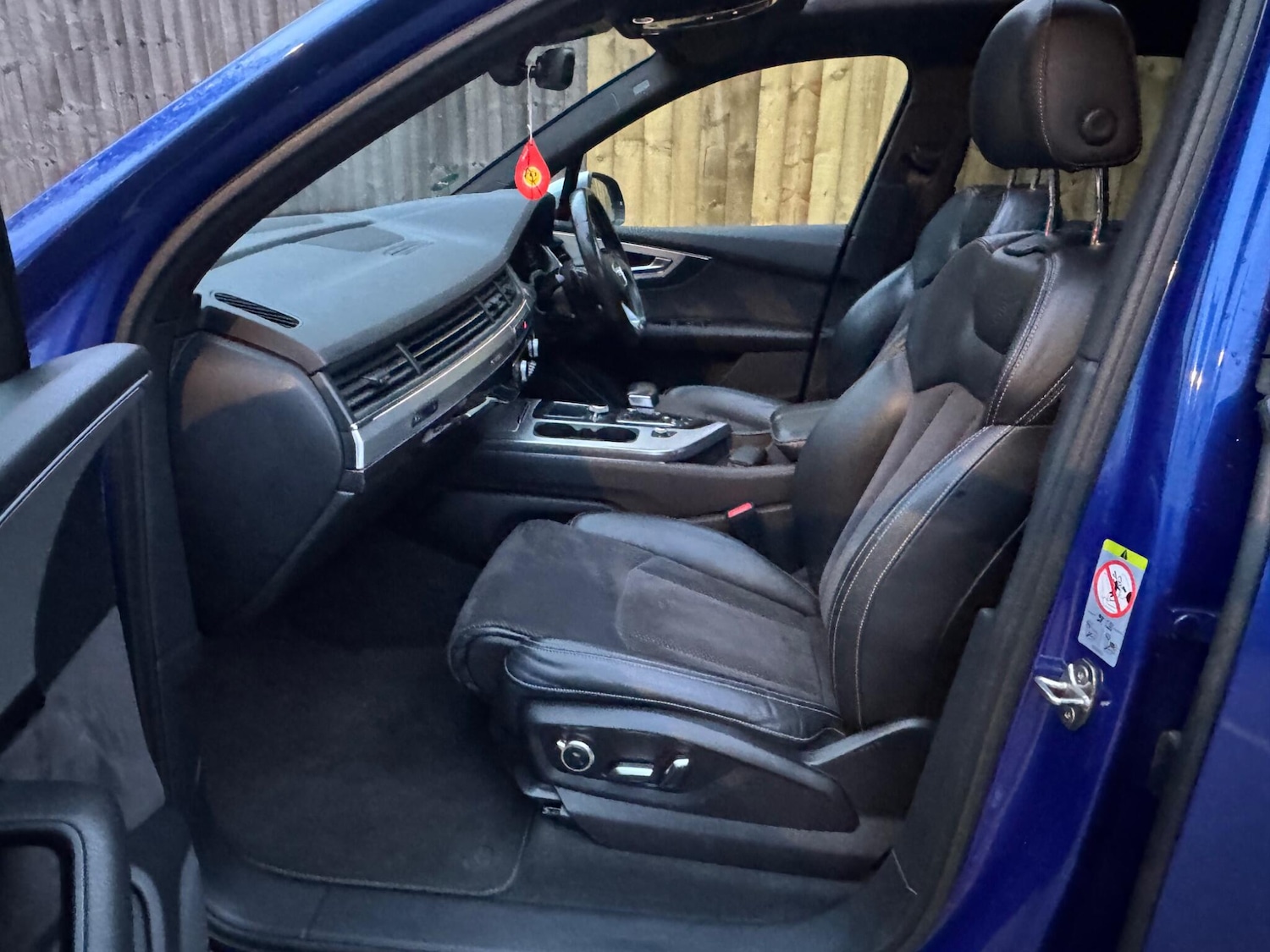 Used Audi SQ7 for sale - 78135896: Photo 24