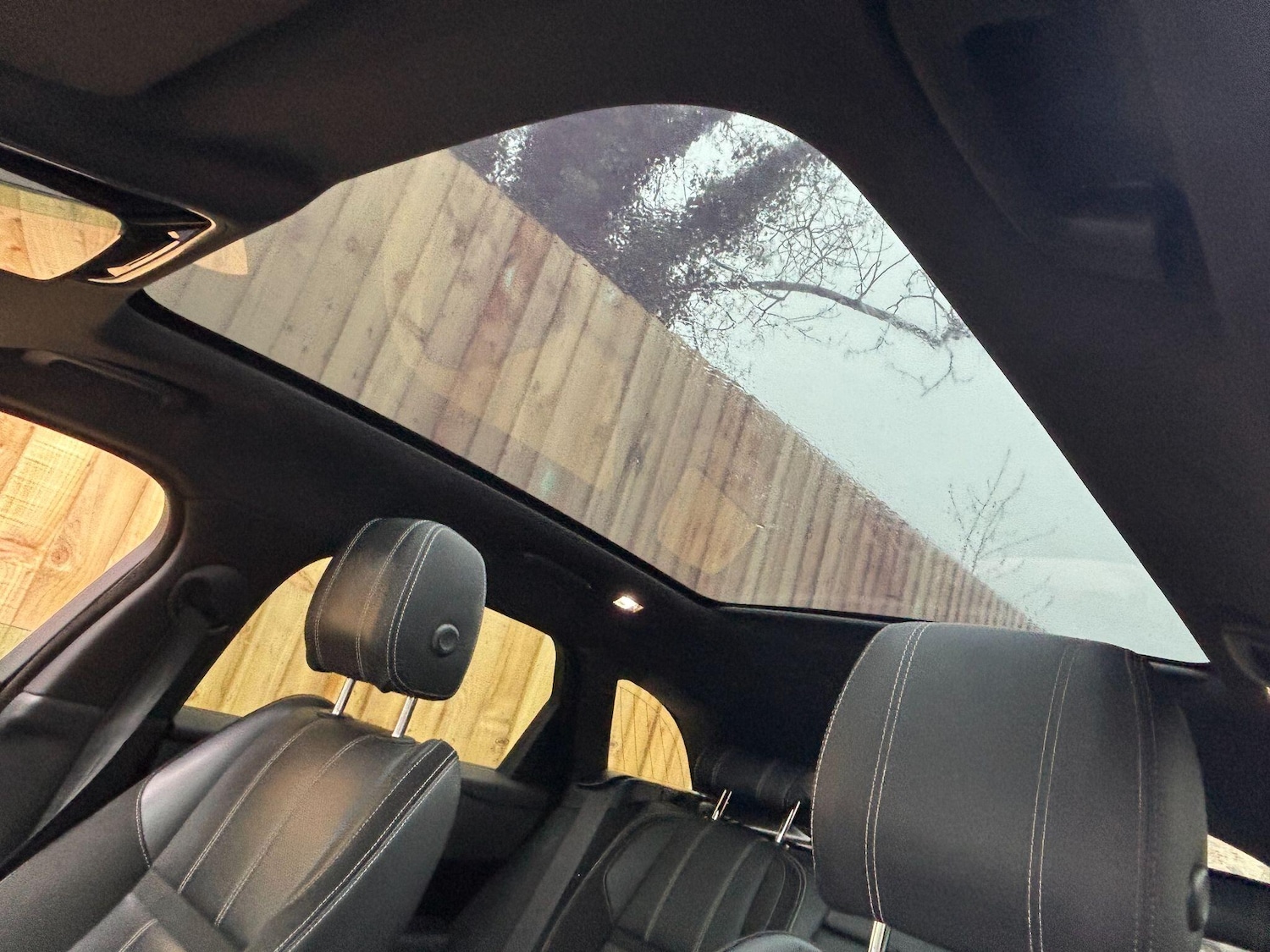 Used Land Rover Range Rover Velar 2019 for sale - 77144372: Photo 9