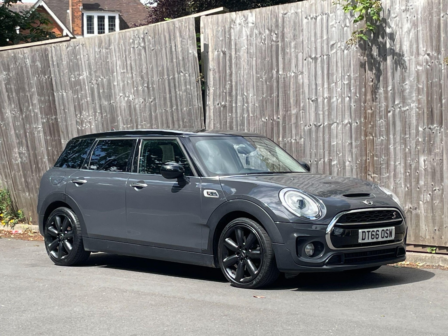 Used MINI Clubman 2017 for sale - 76031895: Photo 1