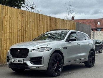 Used Jaguar F-Pace 2017 for sale - 78261033: Photo