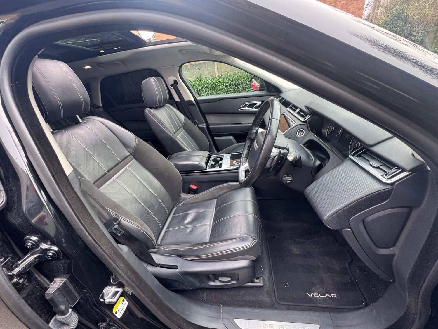 Used Land Rover Range Rover Velar 2017 for sale - 77597796: Photo 13