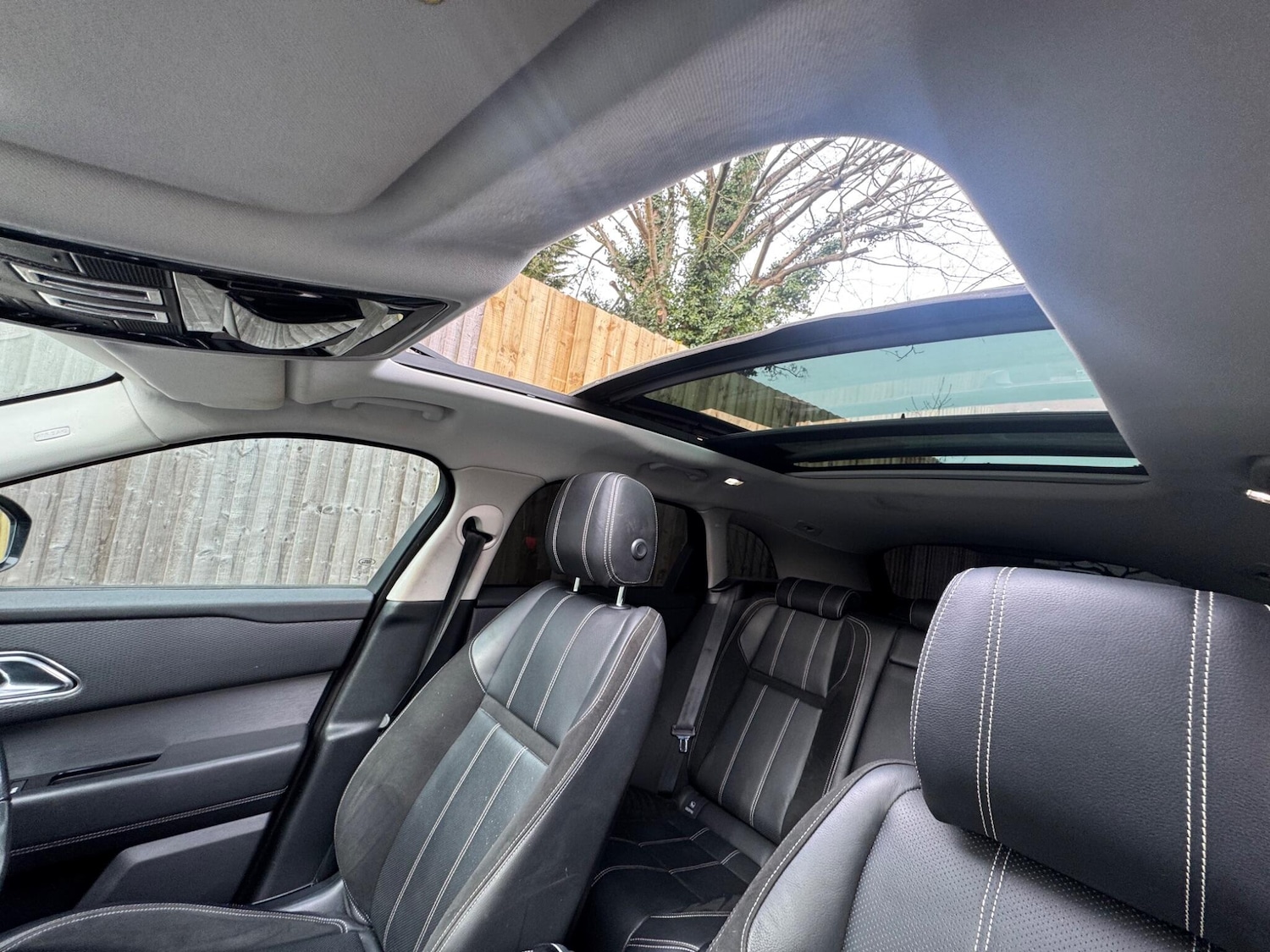 Used Land Rover Range Rover Velar 2017 for sale - 77597796: Photo 20