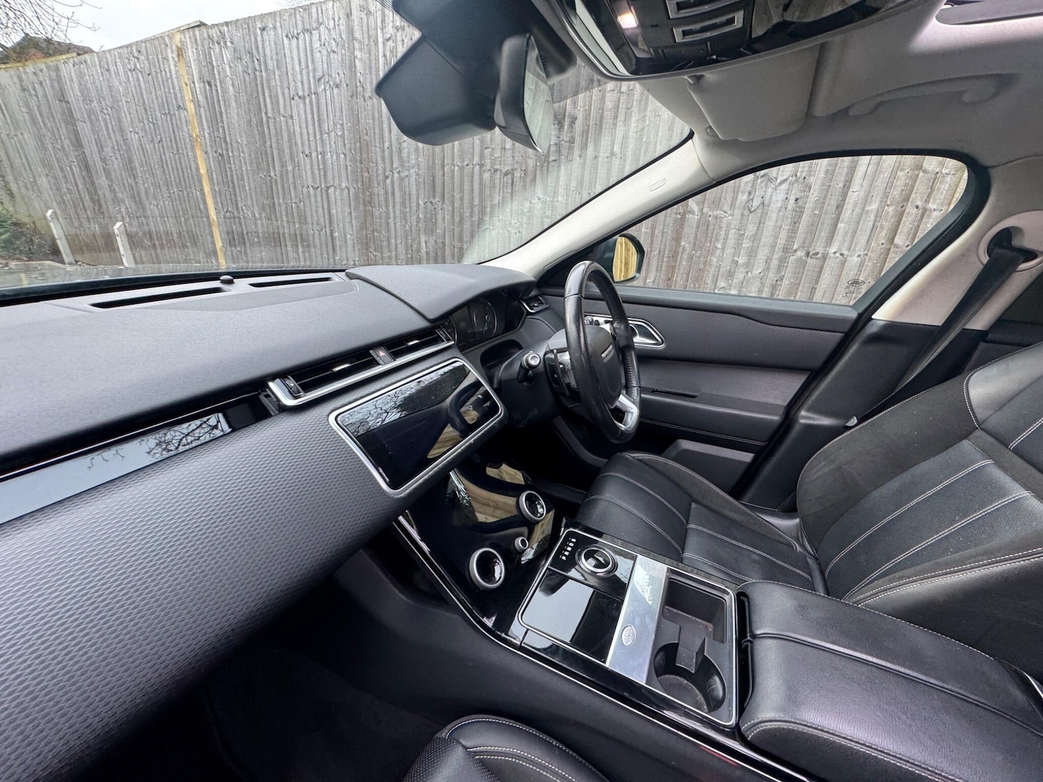 Used Land Rover Range Rover Velar 2017 for sale - 77597796: Photo 21