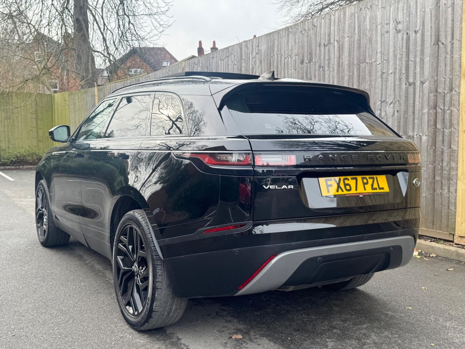 Used Land Rover Range Rover Velar 2017 for sale - 77597796: Photo 4