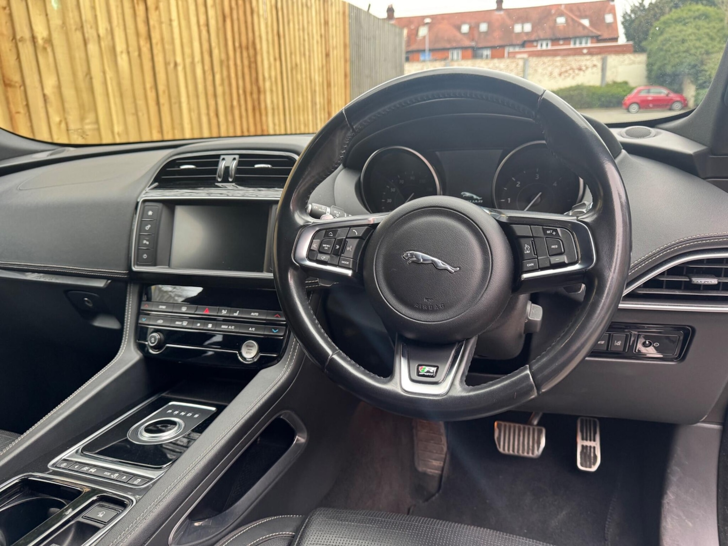 Used Jaguar F-Pace 2018 for sale - 77853340: Photo 14