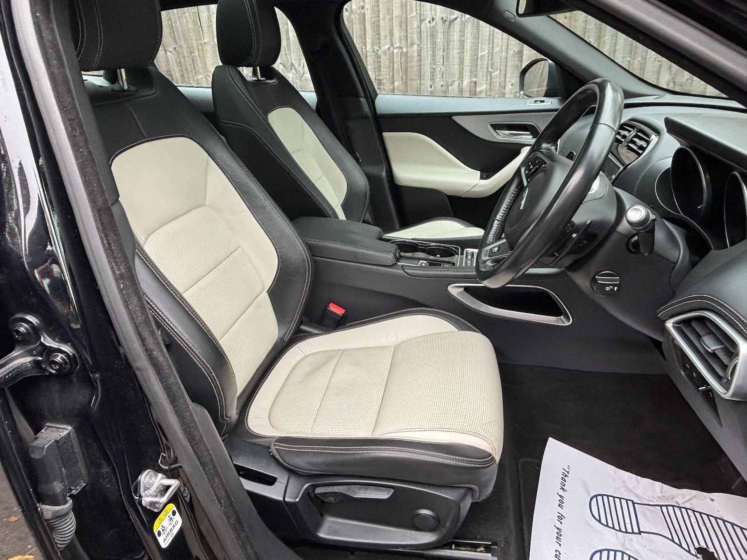 Used Jaguar F-Pace 2017 for sale - 76381083: Photo 12