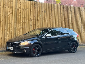 Used Volvo V40 2015 for sale - 78561582: Photo