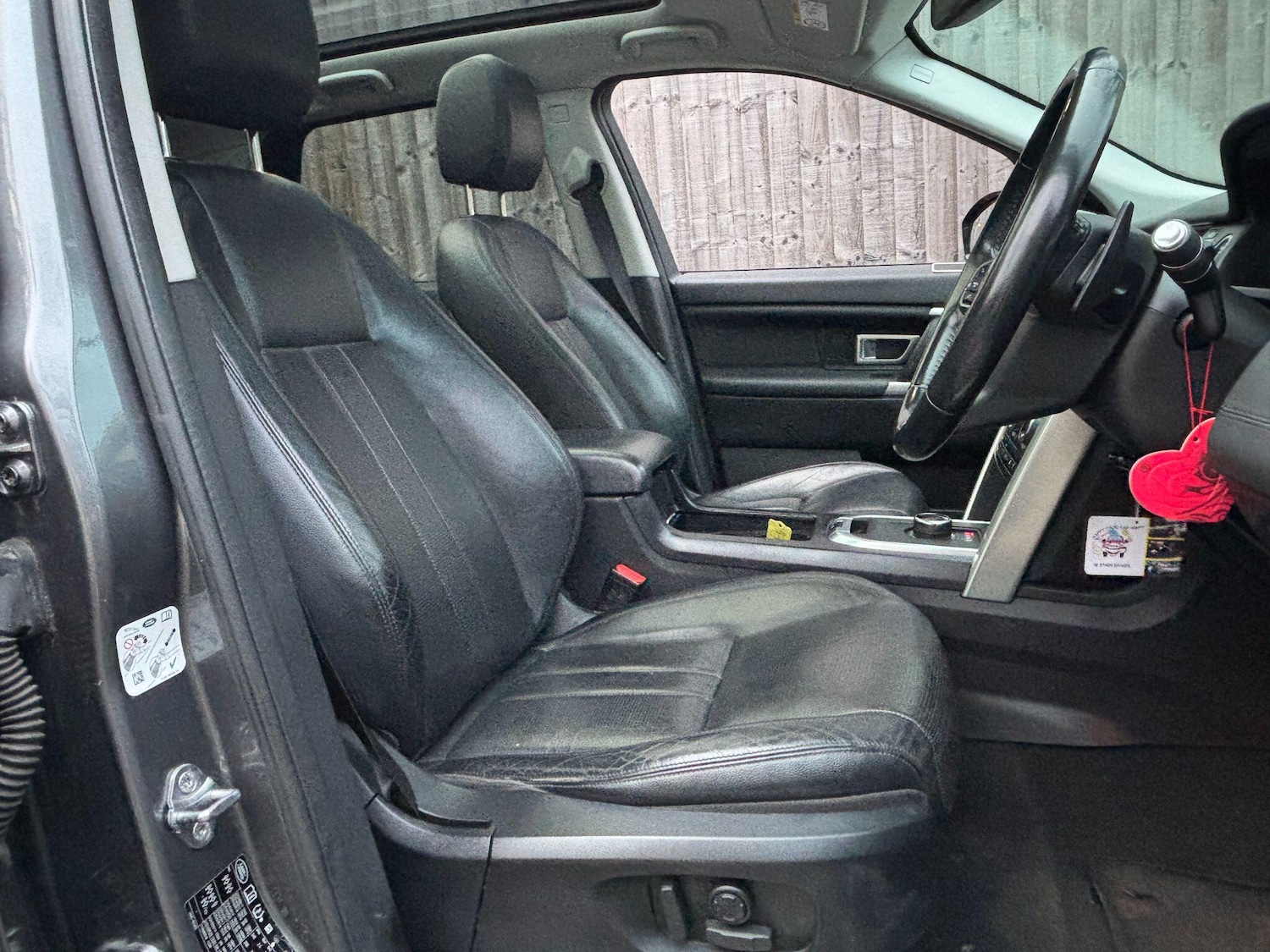 Used Land Rover Discovery Sport 2016 for sale - 77331883: Photo 10