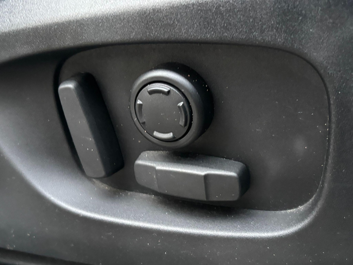 Used Land Rover Discovery Sport 2016 for sale - 77331883: Photo 14