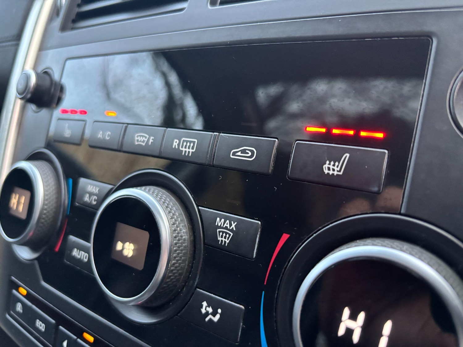 Used Land Rover Discovery Sport 2016 for sale - 77331883: Photo 18