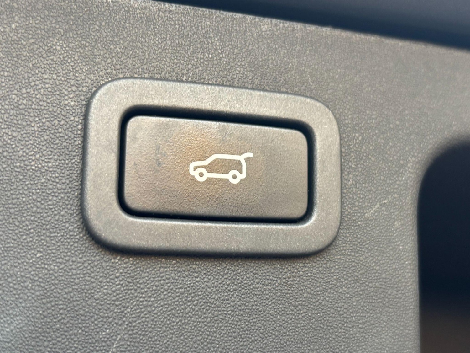 Used Land Rover Discovery Sport 2016 for sale - 77331883: Photo 20