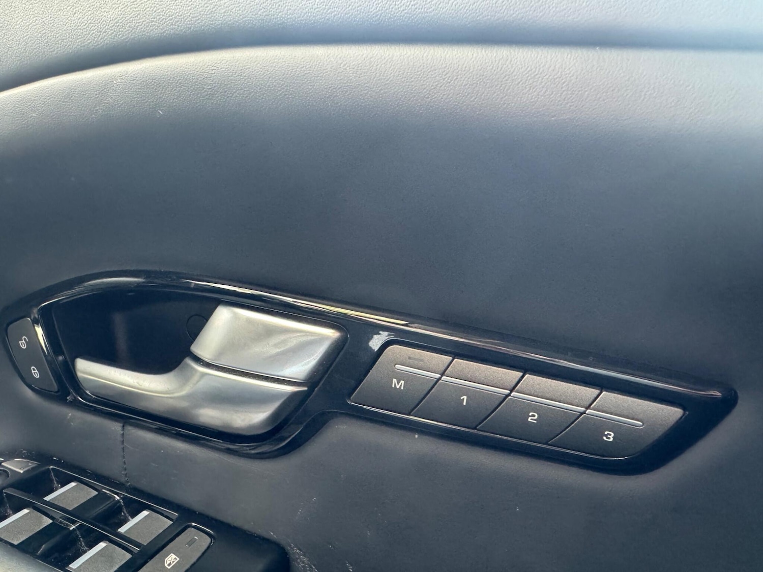 Used Land Rover Range Rover Evoque 2017 for sale - 76094123: Photo 17