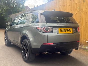 Used Land Rover Discovery Sport 2018 for sale - 78649066: Photo