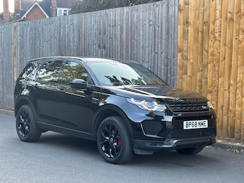 Used Land Rover Discovery Sport 2018 for sale - 79236097: Photo