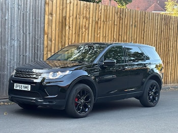 Used Land Rover Discovery Sport 2018 for sale - 79236097: Photo