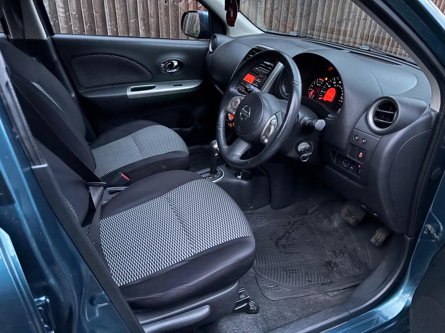 Used Nissan Micra 2014 for sale - 76855979: Photo 8