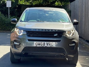 Used Land Rover Discovery Sport 2019 for sale - 78969611: Photo