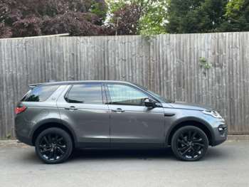 Used Land Rover Discovery Sport 2017 for sale - 74622438: Photo