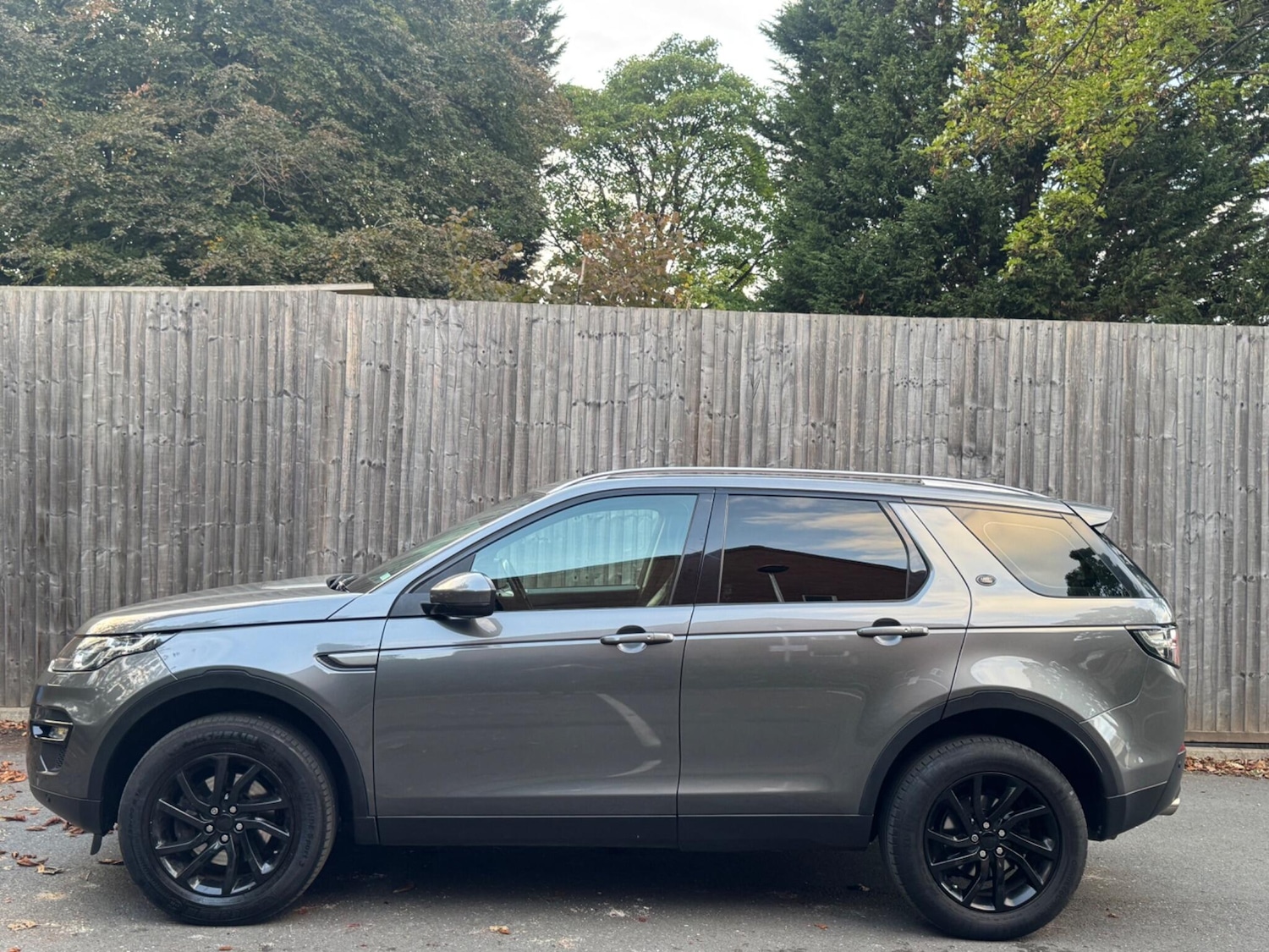Used Land Rover Discovery Sport 2017 for sale - 77190684: Photo 6