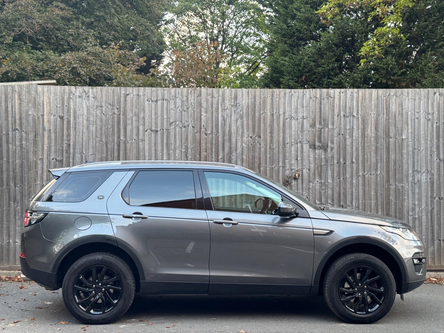 Used Land Rover Discovery Sport 2017 for sale - 77190684: Photo 9