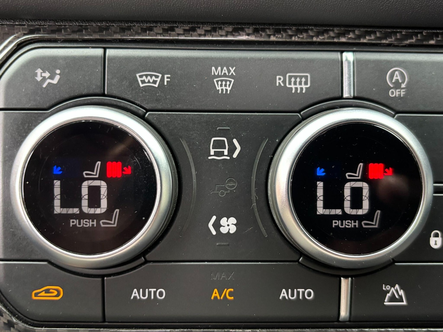 Used Land Rover Defender 90 2021 for sale - 76667475: Photo 19