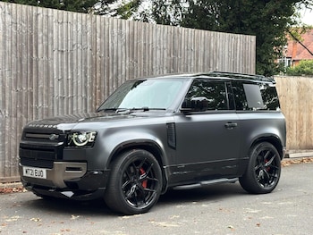 Land Rover - Defender 90