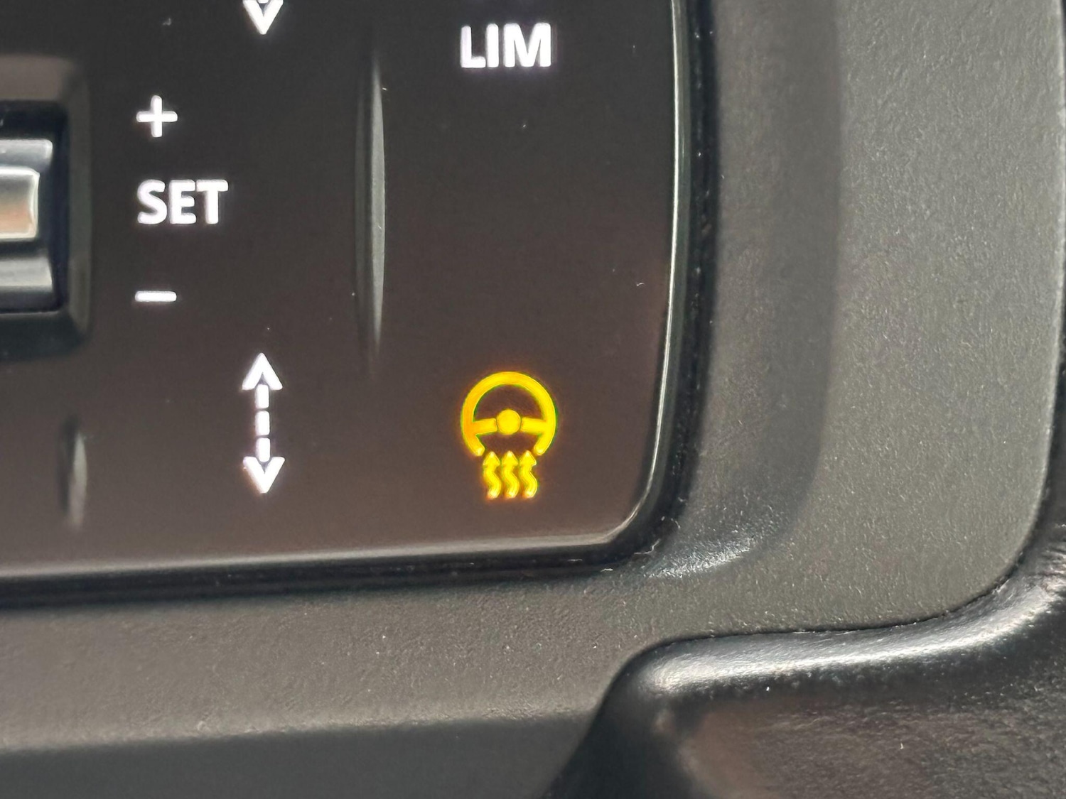 Used Land Rover Defender 90 2021 for sale - 76667475: Photo 23