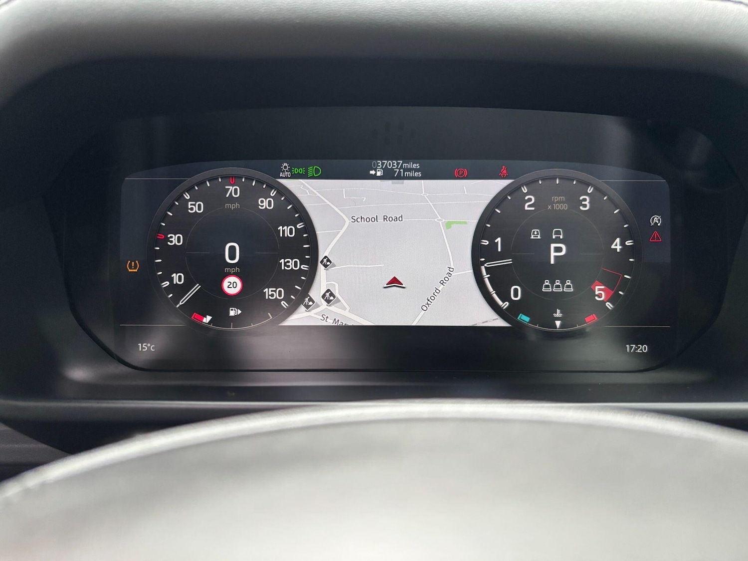 Used Land Rover Defender 90 2021 for sale - 76667475: Photo 28