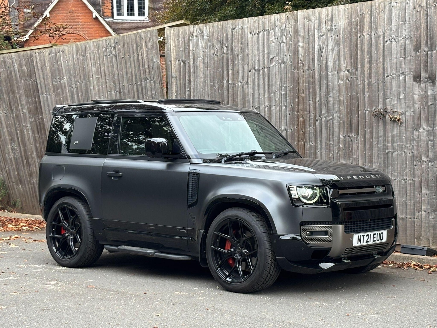 Used Land Rover Defender 90 2021 for sale - 76667475: Photo 3