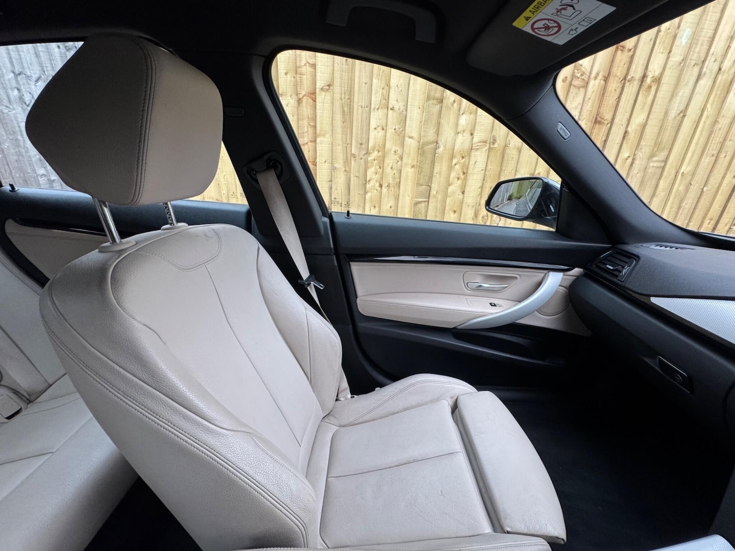 Used BMW 3 Series 2015 for sale - 78018877: Photo 19