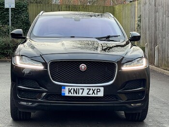 Used Jaguar F-Pace 2017 for sale - 77215307: Photo
