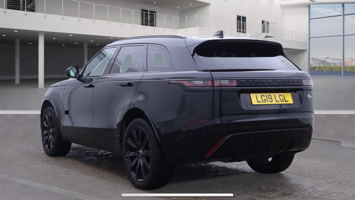 Used Land Rover Range Rover Velar 2019 for sale - 76538121: Photo 4