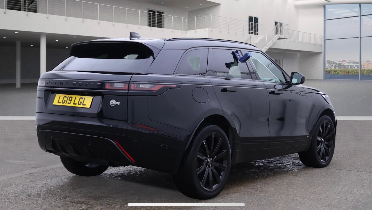 Used Land Rover Range Rover Velar 2019 for sale - 76538121: Photo 5