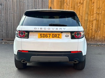 Used Land Rover Discovery Sport 2017 for sale - 79362621: Photo