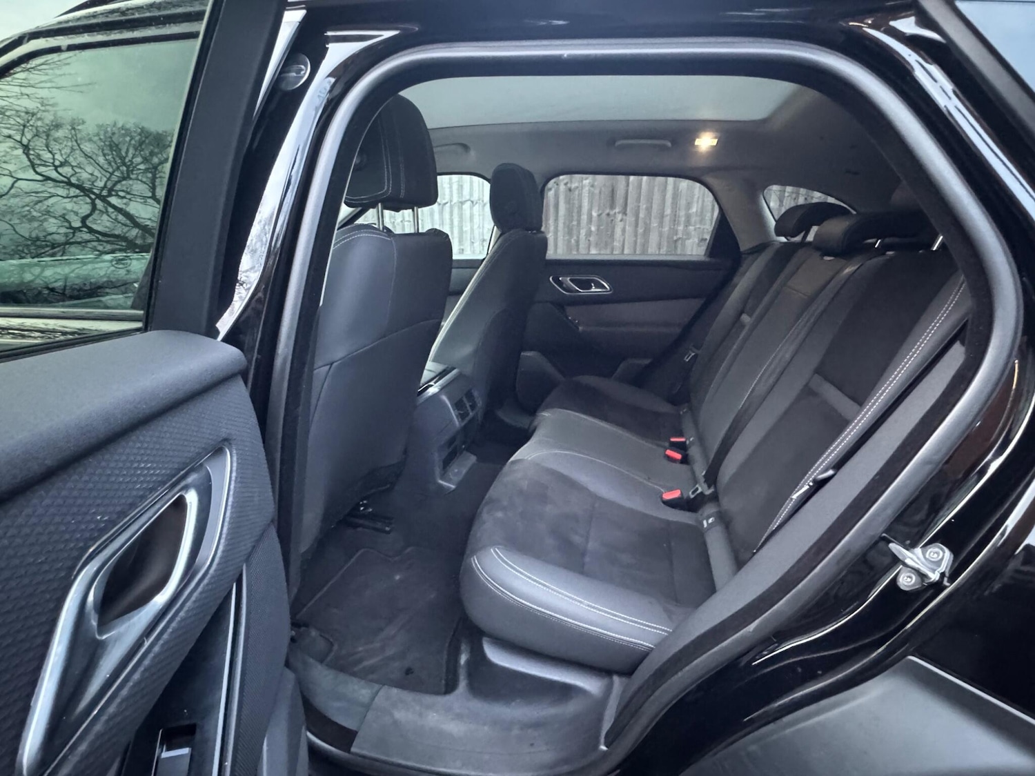 Used Land Rover Range Rover Velar 2018 for sale - 76991862: Photo 11