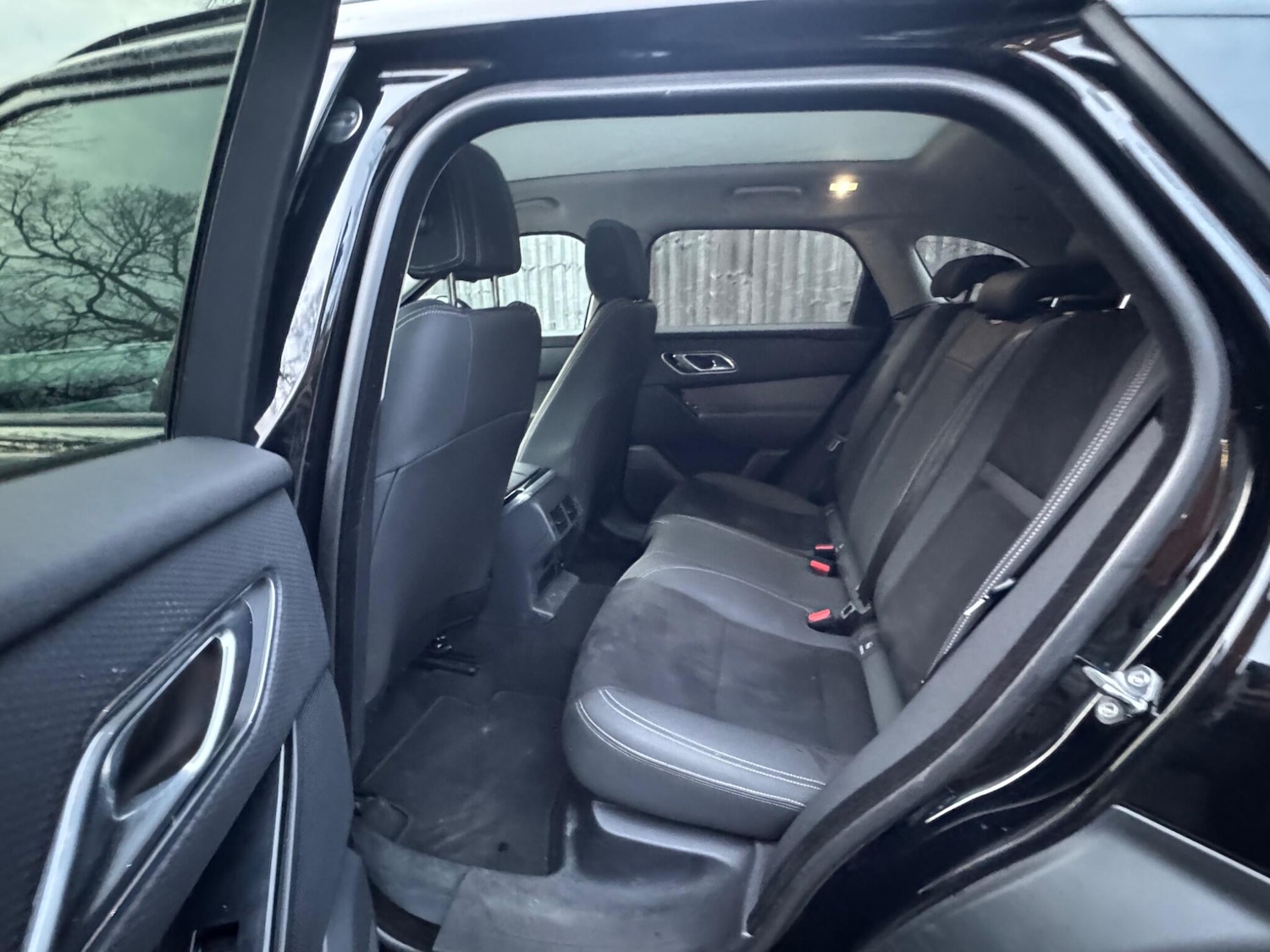 Used Land Rover Range Rover Velar 2018 for sale - 76991862: Photo 12