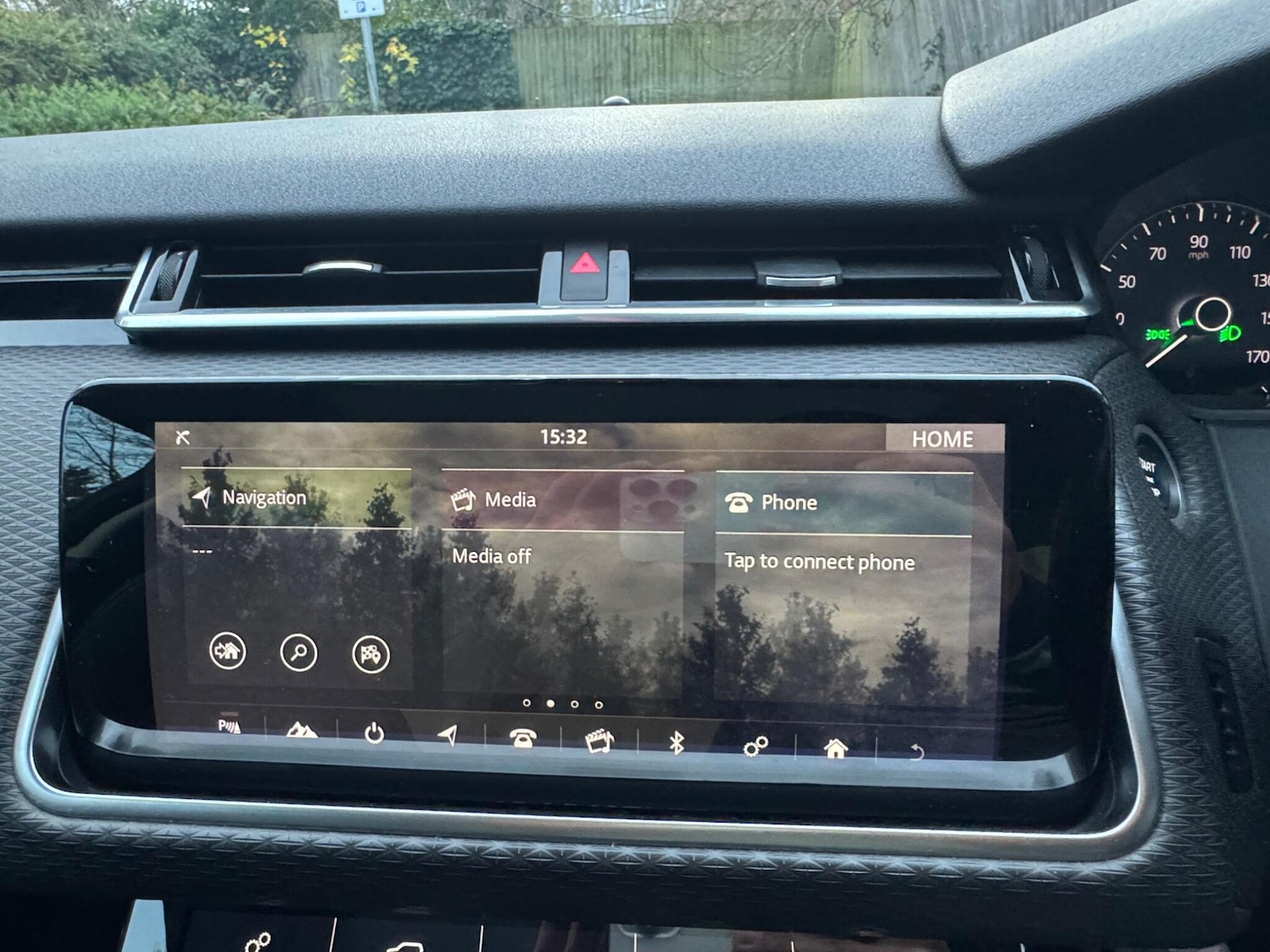 Used Land Rover Range Rover Velar 2018 for sale - 76991862: Photo 15