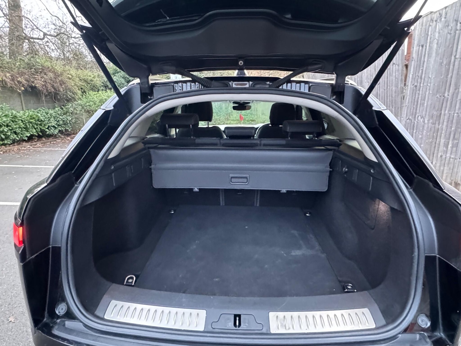 Used Land Rover Range Rover Velar 2018 for sale - 76991862: Photo 16