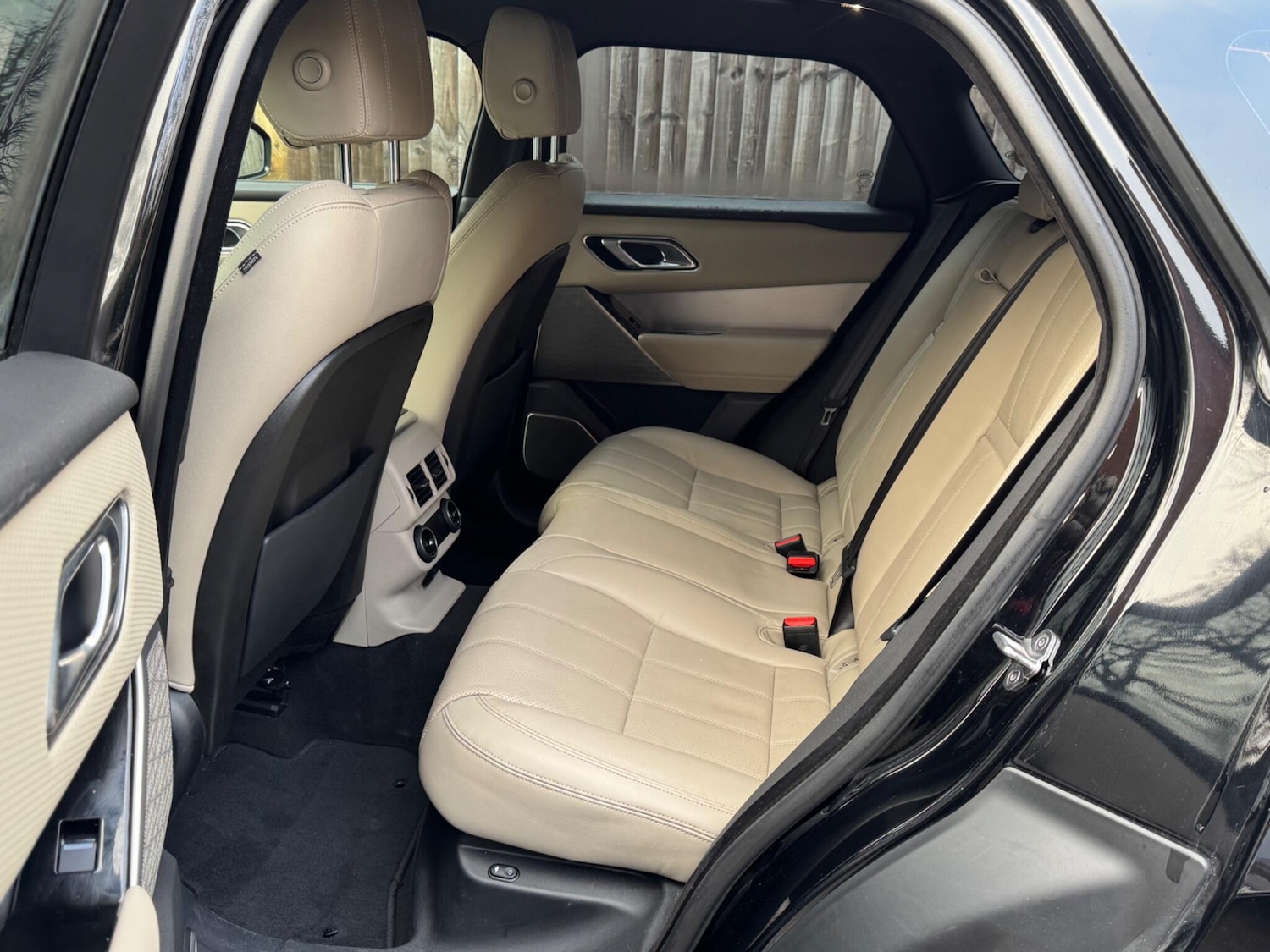 Used Land Rover Range Rover Velar 2018 for sale - 77028934: Photo 11