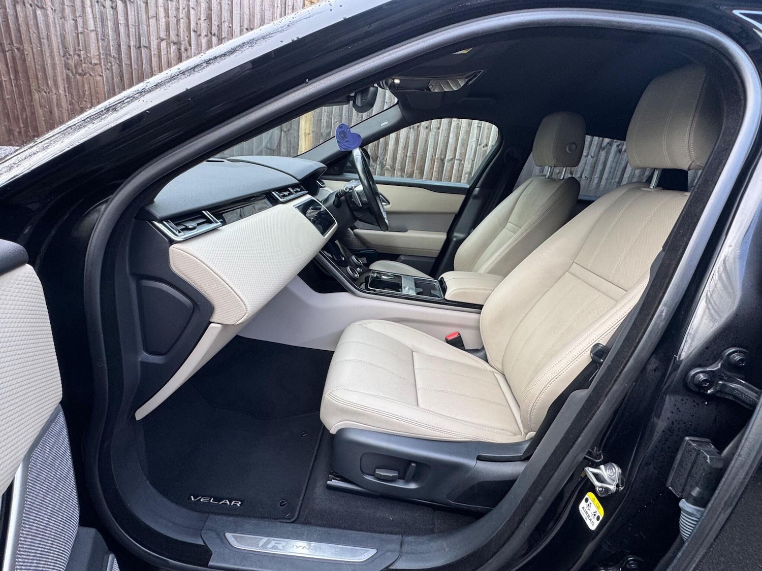 Used Land Rover Range Rover Velar 2018 for sale - 77028934: Photo 18