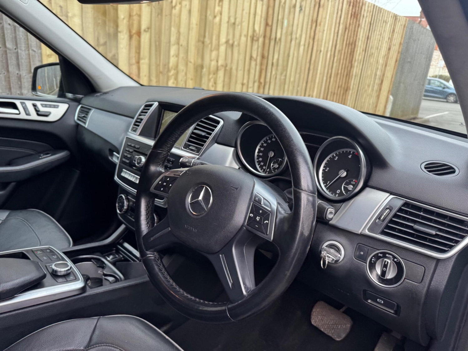 Used Mercedes-Benz M Class 2013 for sale - 77599071: Photo 12