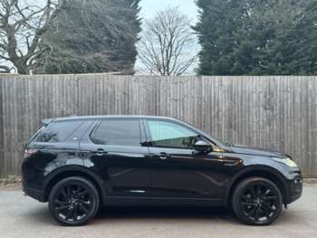 Used Land Rover Discovery Sport 2016 for sale - 74069647: Photo