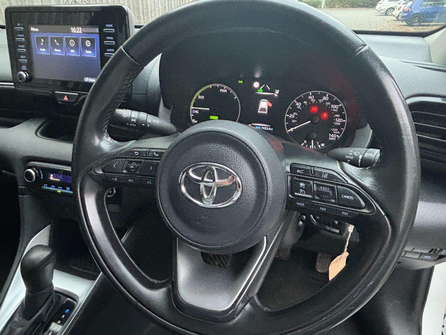 Used Toyota Yaris 2021 for sale - 76370955: Photo 11