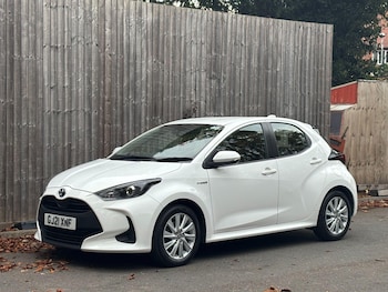 Used Toyota Yaris 2021 for sale - 76370955: Photo