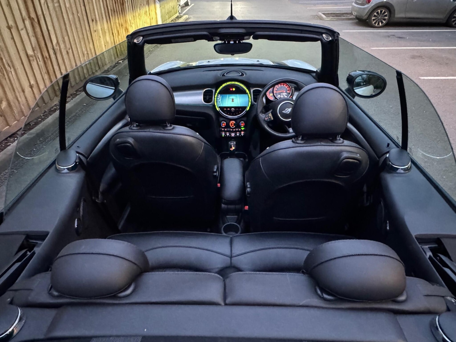 Used MINI Convertible 2023 for sale - 77768019: Photo 18